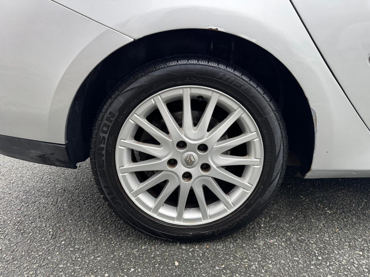 RENAULT Laguna III 2.0 turbo boite automatique Privilège - Garantie