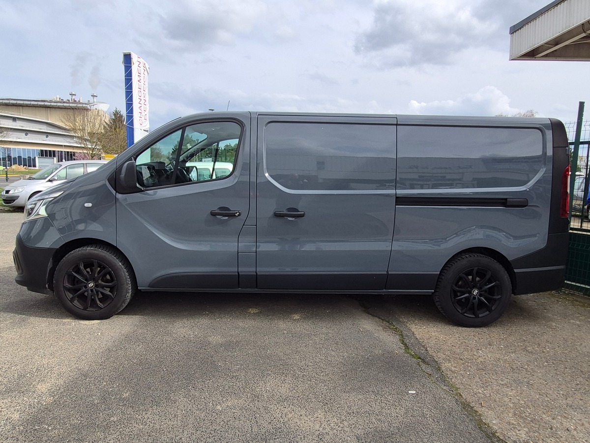 RENAULT Trafic DCI 170 BVA GRAND CONFORT L2H1