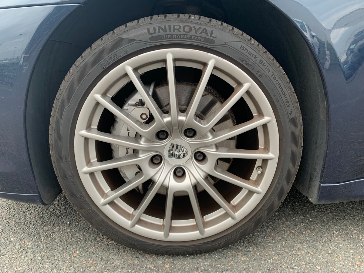 Porsche Panamera 380 ch | S Hybrid | Toit ouvrant | Mode Sport Plus | Siéges chauffants | Radars