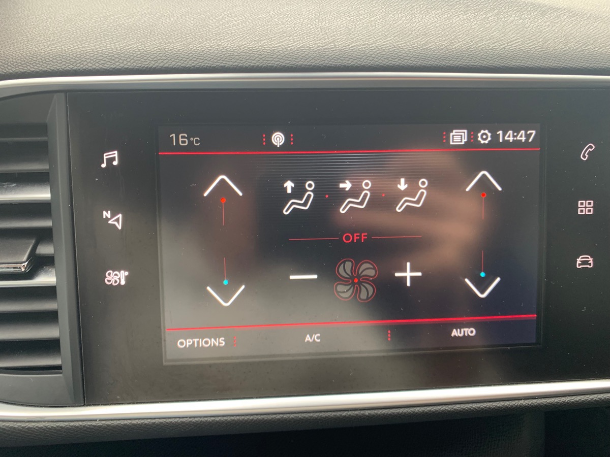 Peugeot 308 120 | GT LINE | Caméra Recul | Car Play | Régulateur Vitesse | Full LED Technology