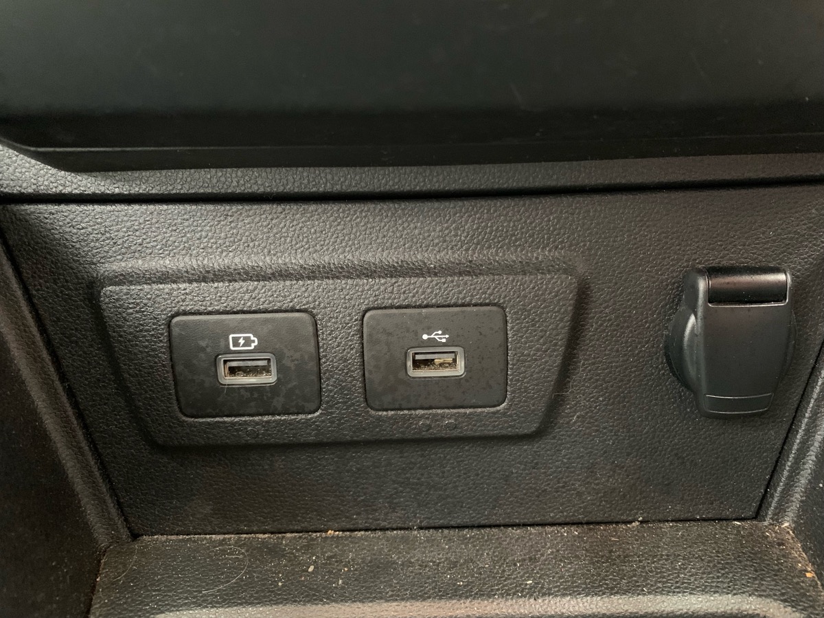 Dacia Duster 100 ch | Prestige | GPL | Régulateur de vitesse | GPS | Apple car play Android auto