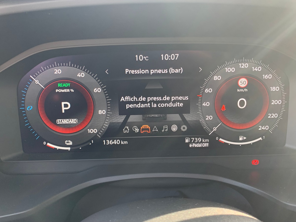 Nissan X-trail 204 | Tekna | Toit ouvrant panoramique | Caméra recul | Siéges chauffants | Attelage