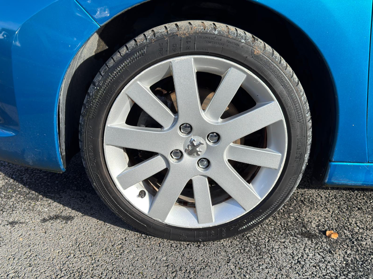 Peugeot 207 1.6 THP 150 ch BVM