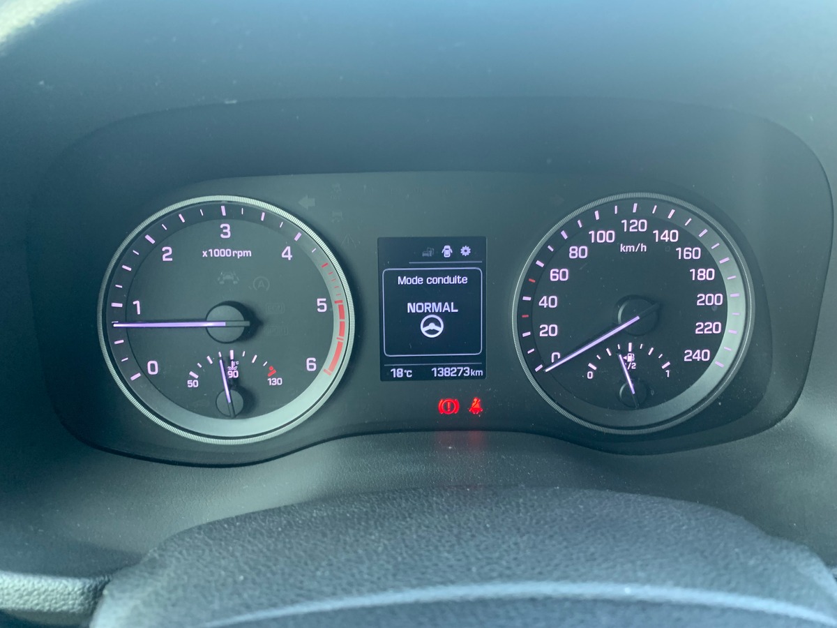 Hyundai Tucson 115 | Intuitive | 1.7 CRDI | 2WD | Régulateur vitesse | GPS | Attelage | Caméra recul