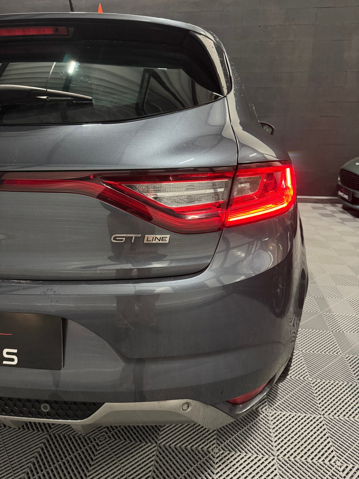 RENAULT Megane IV BERLINE dCi 130 Energy GT LINE