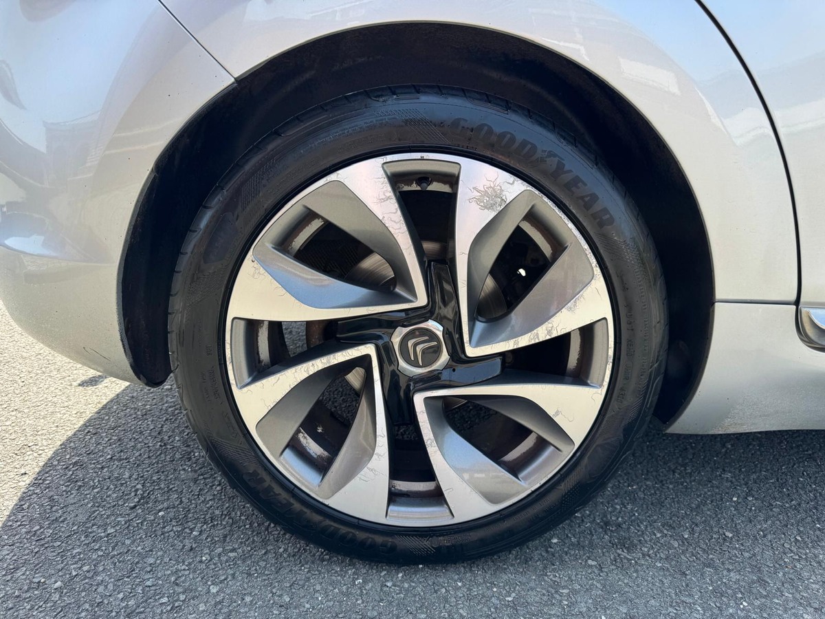 Citroën DS5 2.0 HDI 163cv - Sportchic - Garantie