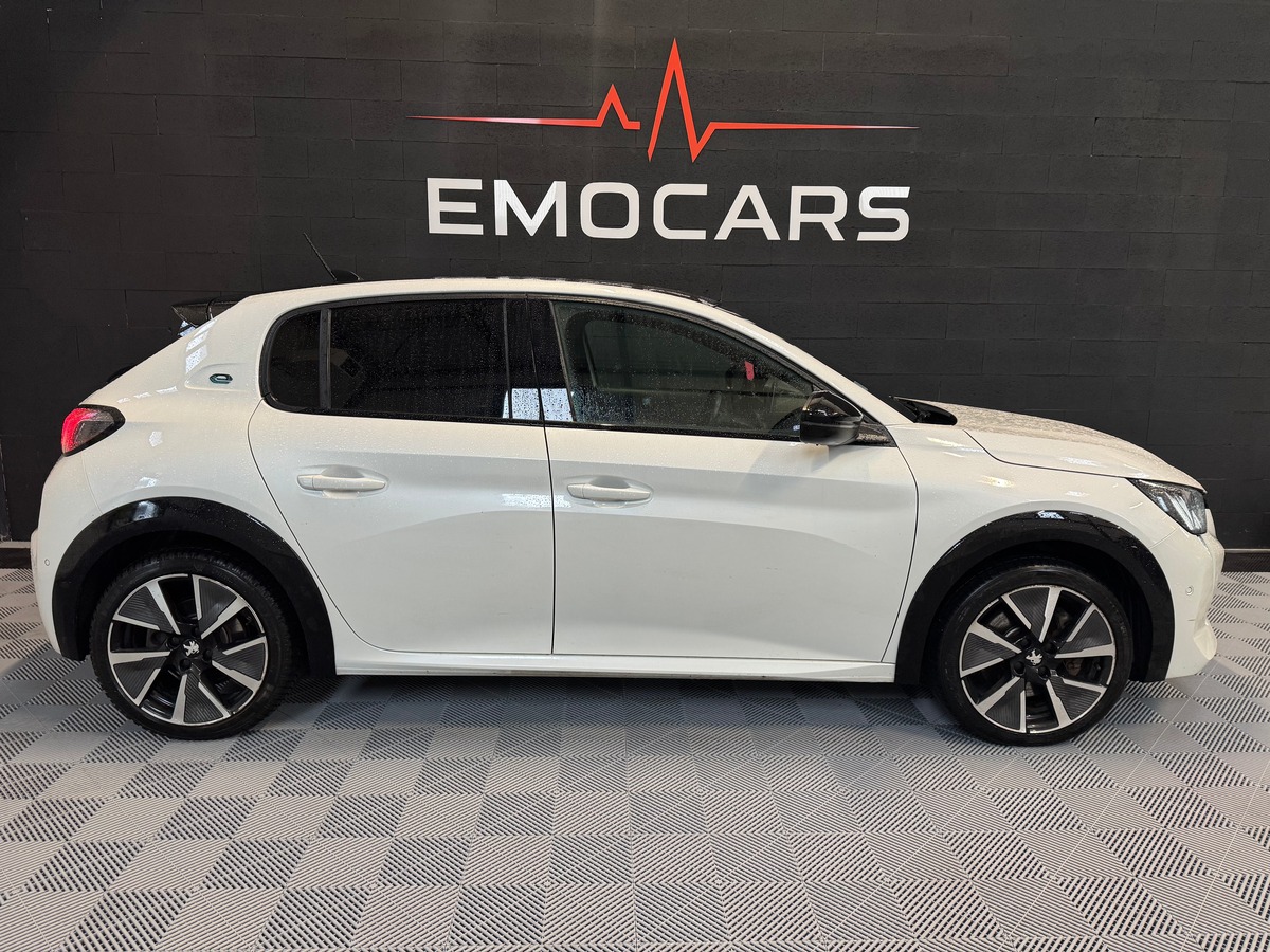 Peugeot 208 e-208 136ch GT