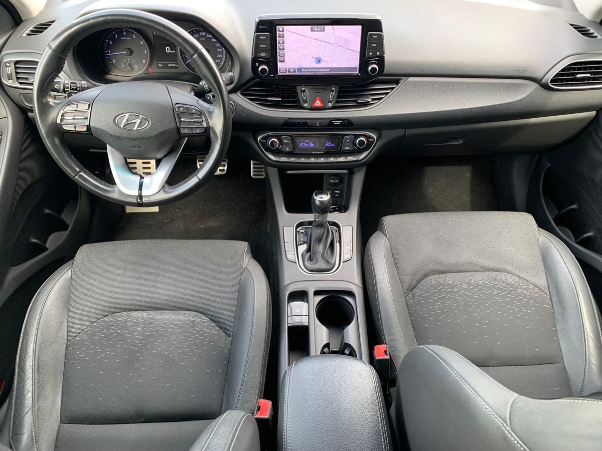 Hyundai i30 140 | Creative | Caméra recul | GPS | Siège électrique | Régulateur | Roue de secours
