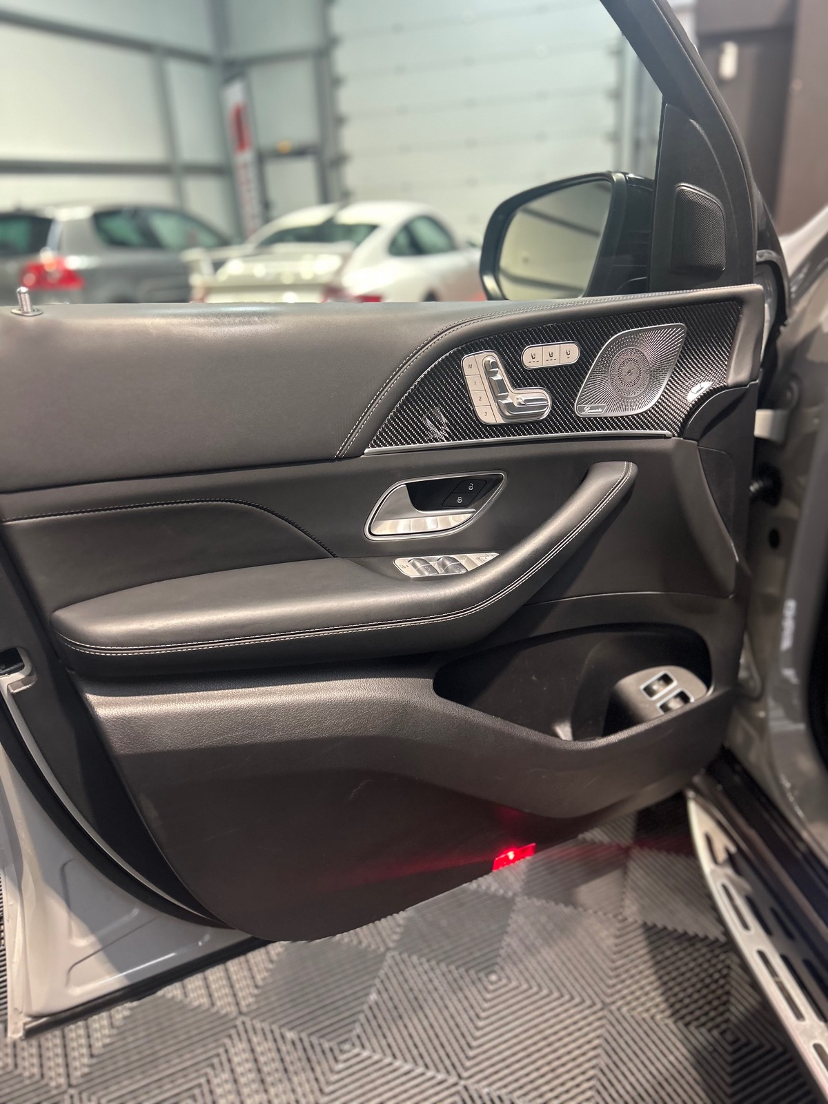 Mercedes Benz GLE 53 AMG / HYBRID / 4MATIC+ / 9G-TRONIC