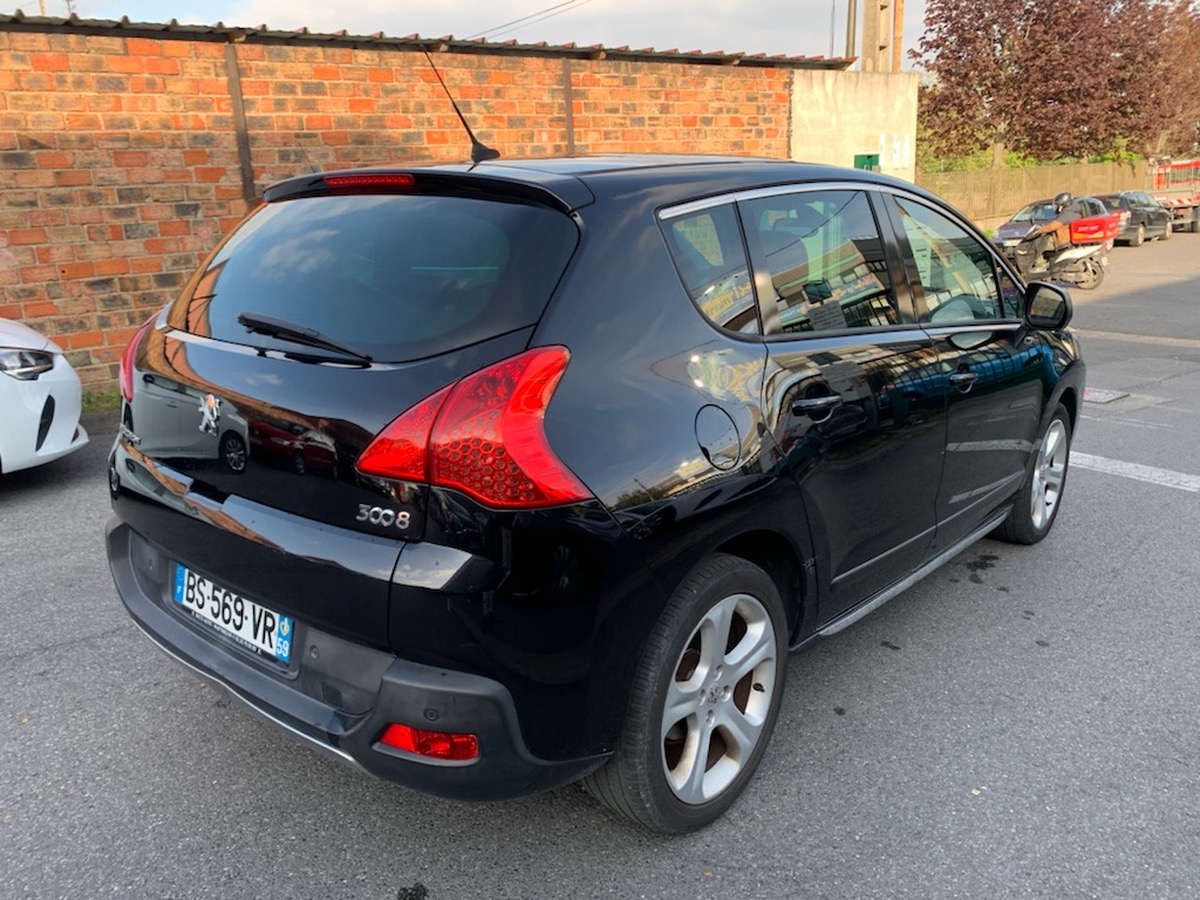 Peugeot 3008 2.0 HDI 150 CV félines 1r  main 4XCBL