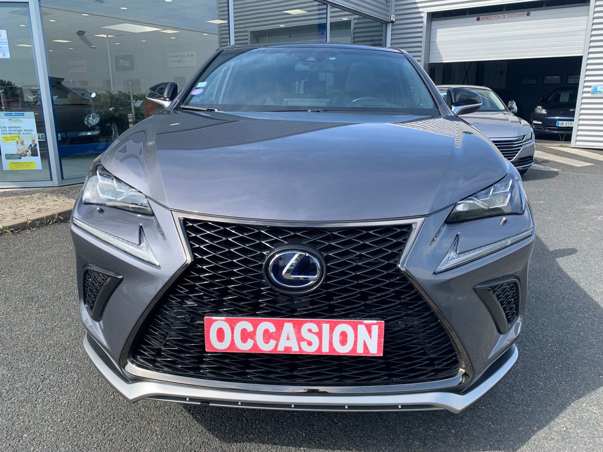 Lexus NX 300h 197 ch | F-SPORT 4WD | Caméra de recul | Siéges électriques | Toit panoramique | GPS