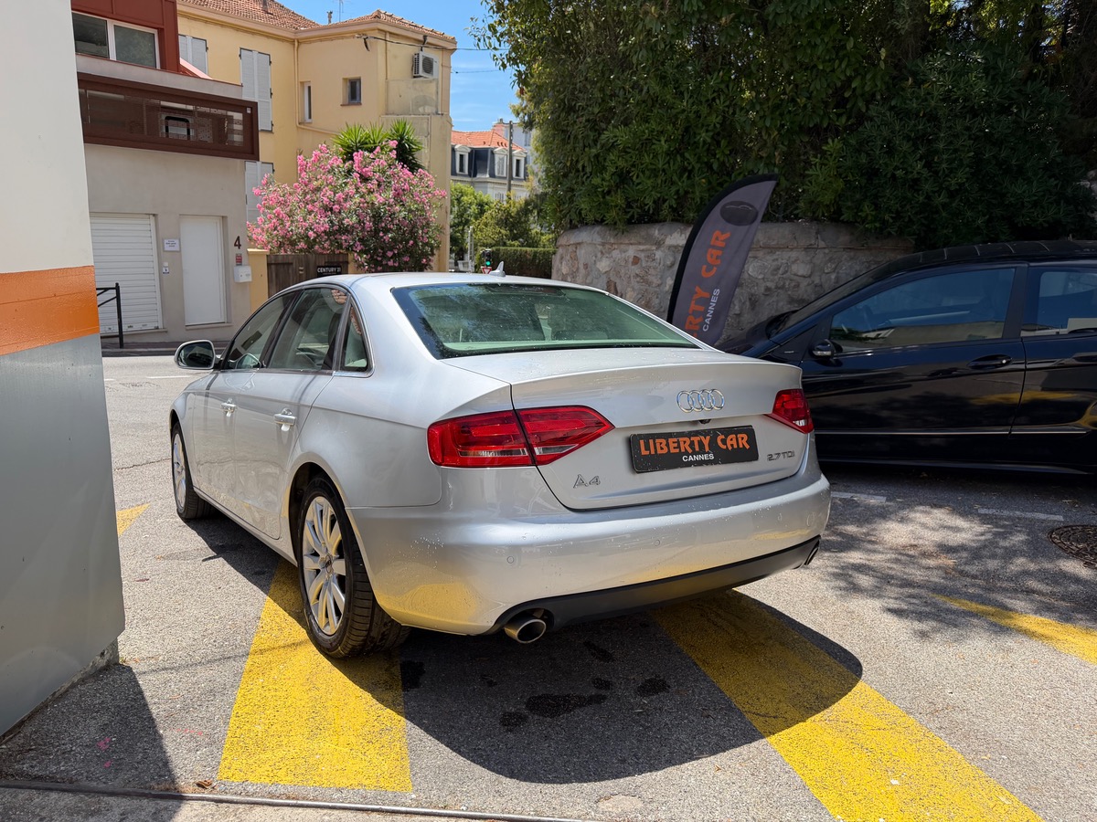 Audi A4 2.7 TDi V6 190 CV / Ambition Luxe / Boîte auto / Caméra / Km Réel