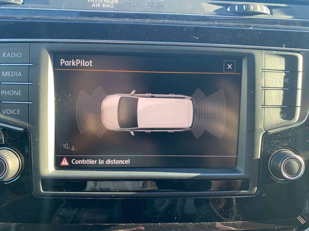 Volkswagen Touran 110 ch | 7 Places | Attelage | GPS | Radar de Stationnement Avant et Arriére