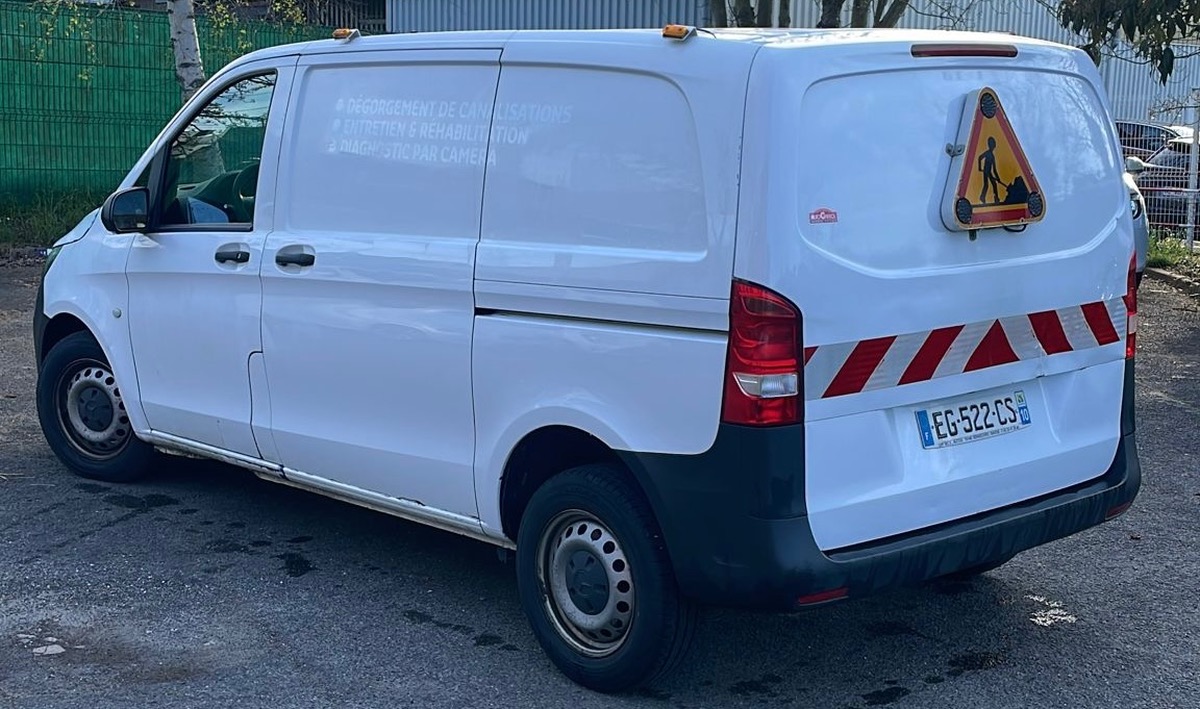 Mercedes-Benz Vito VU 111 cdi PRO 2 portes latérales HT 