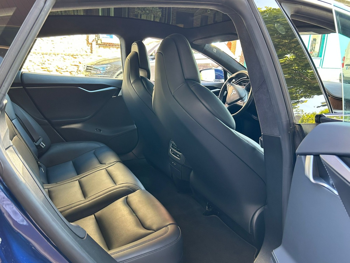 Tesla Model S DUAL MOTORS 612 CH 550 KMS AUTONOMIE FULL OPTIONS