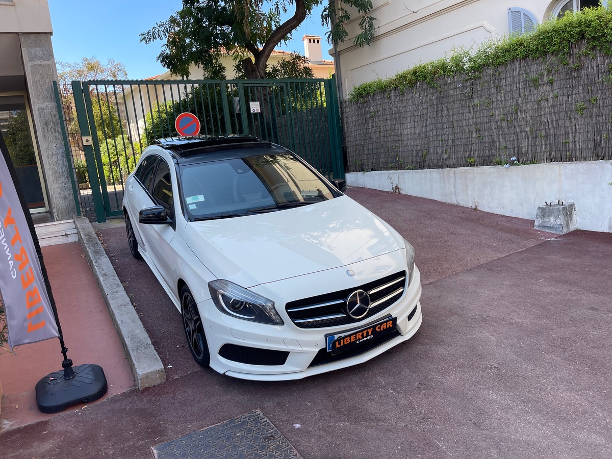 Mercedes Benz Classe A 200 CDI 136CV Pack AMG / Fascination / Toit Ouvrant / Full Options