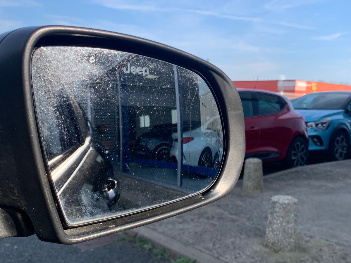 Jeep Compass 130 | (2) 1.6 MJET | Night Eagle | Attelage | GPS | Régulateur vitesse | Apple car Play