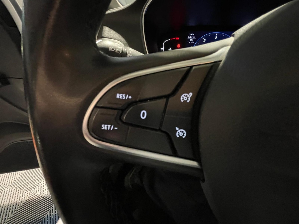 RENAULT Megane IV BUSINESS BLUE DCI 115CV EDC