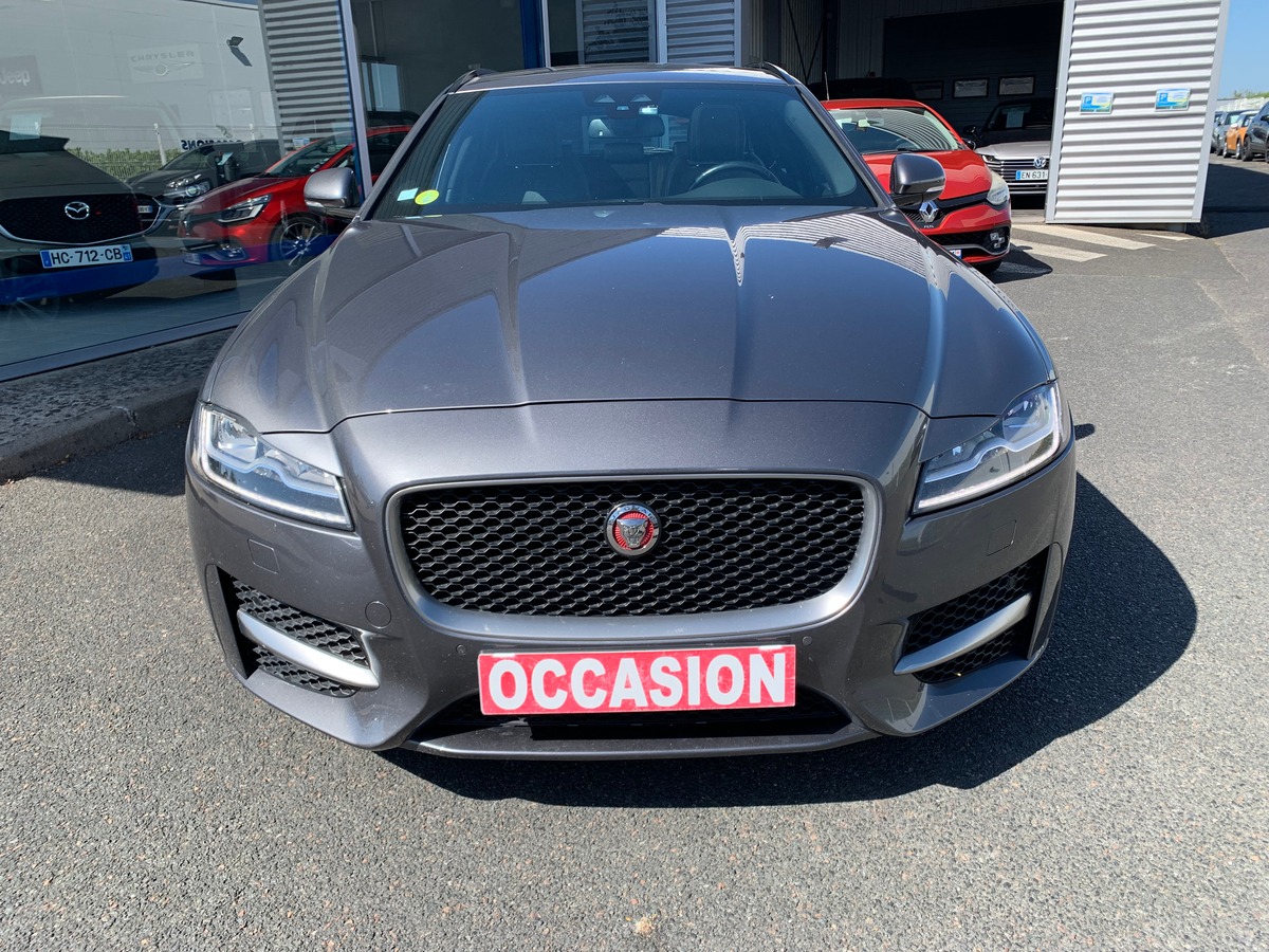 Jaguar XF Sportbrake 240 ch | R Sport | AWD | Toit panoramique | Caméra de recul | Apple car play