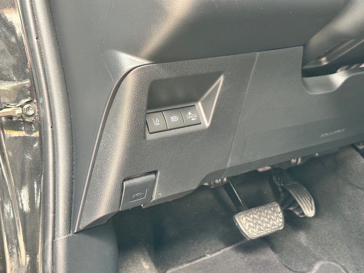 Toyota Yaris III (2) Hybrid 100H Dynamic 5P BVA a