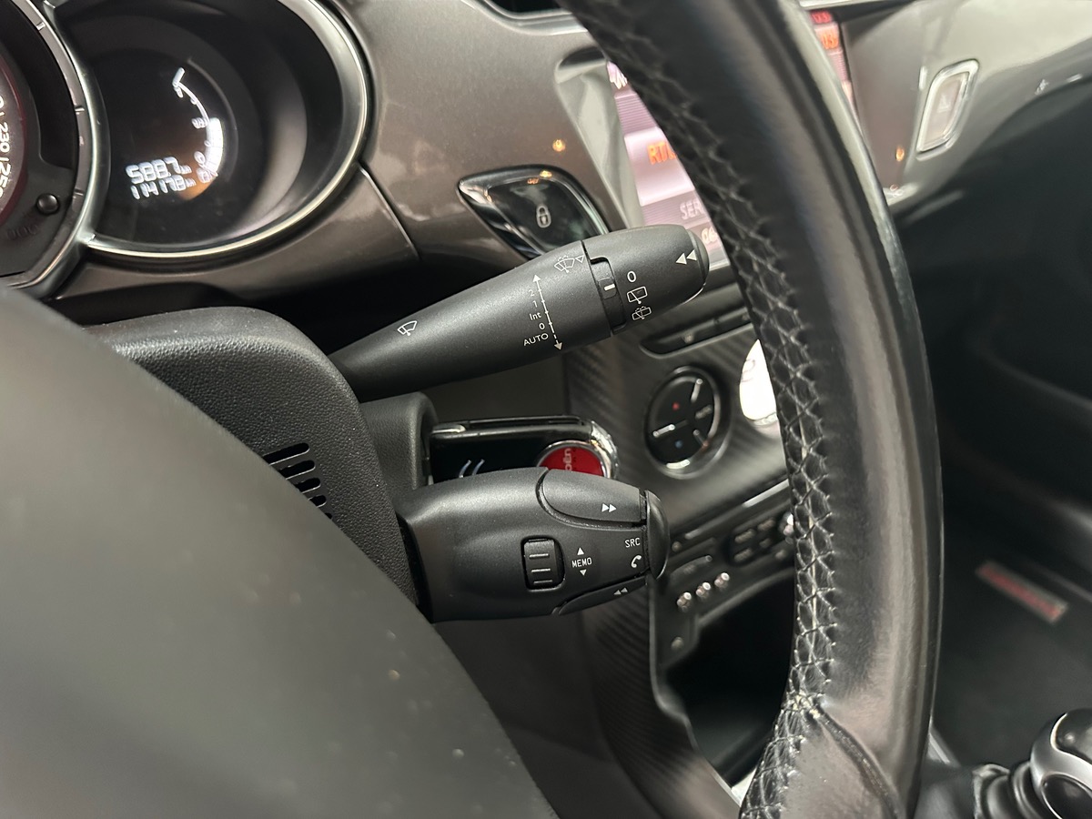 Citroën DS3 RACING 1.6 THP 200ch