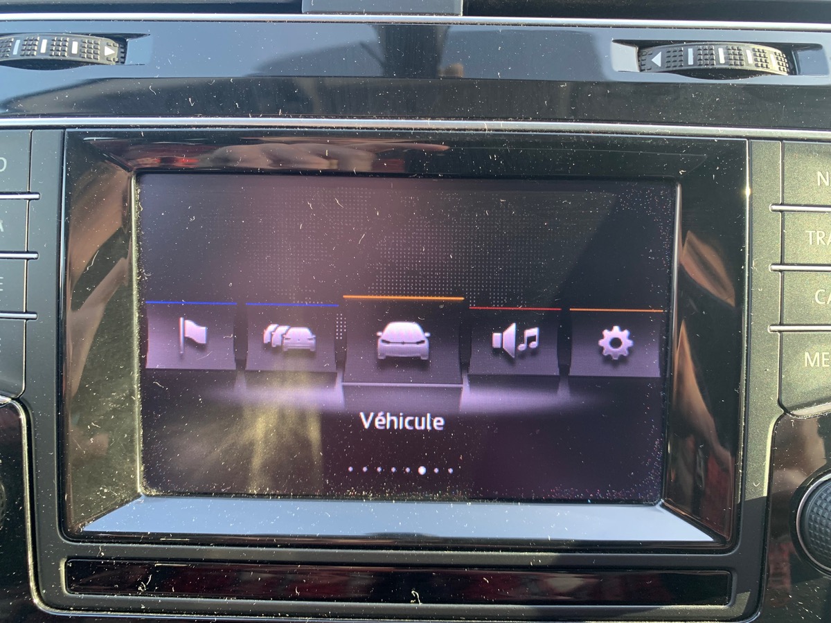 Volkswagen Golf 150 | Carat | JA 18" Durban | Suspensions Sport | Régulateur vitesse et de distance