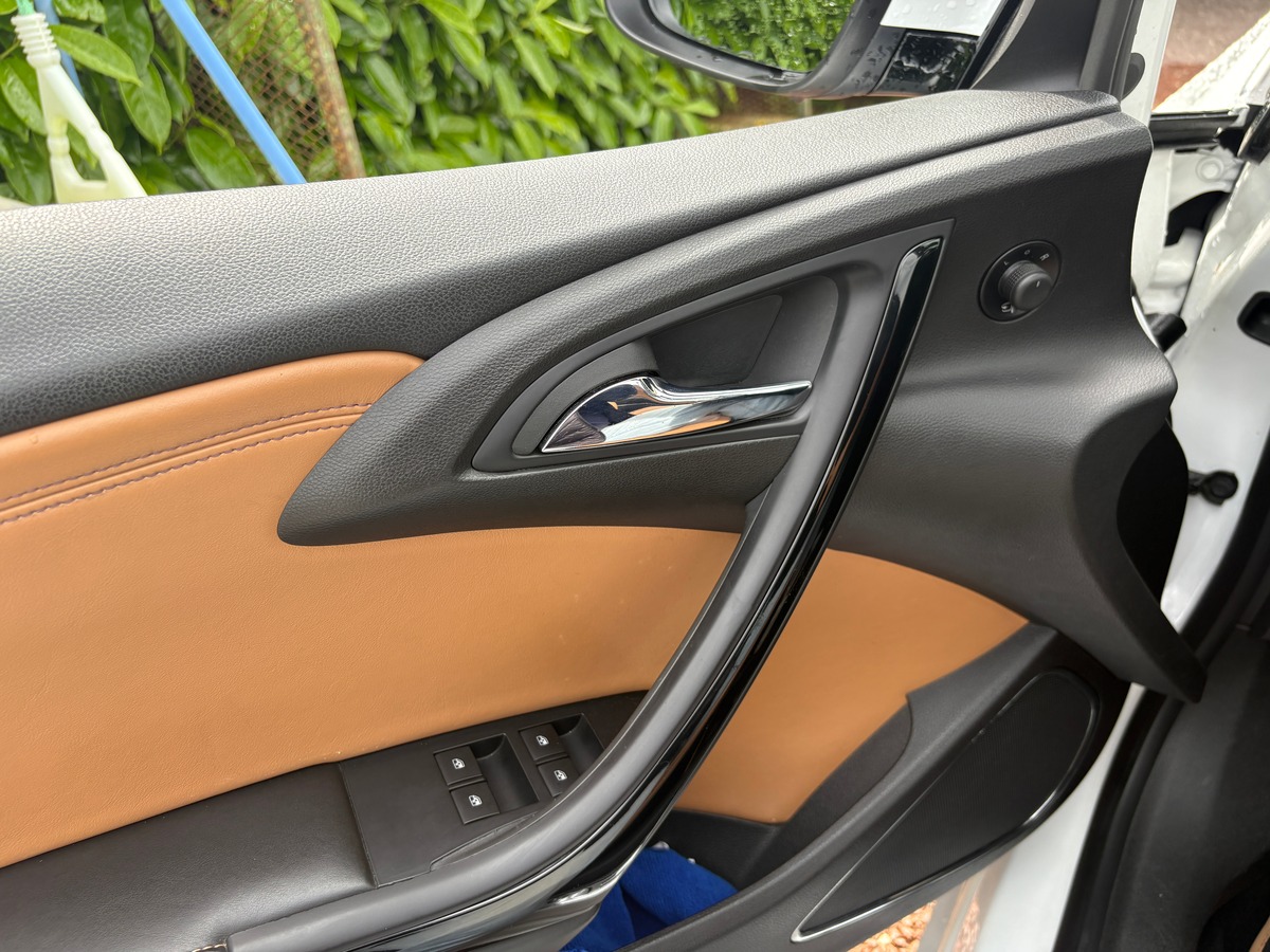 Opel Cascada 2.0 CDTI 16V S&S ecoFLEX 170 cv