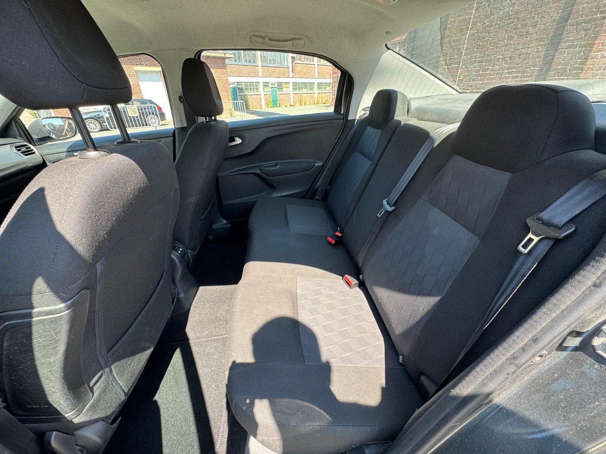 Citroën C-Elysée 1.6 blue-hdi 100ch Confort