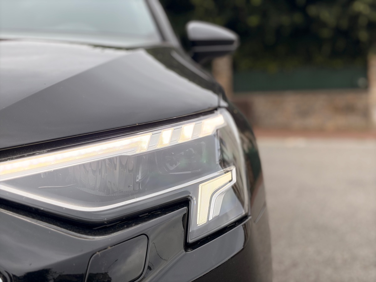 Audi A3 DESIGN LUXE Sportback 40 1.4 TFSIe 16V 204 Plug in Hybrid S Tronic6 150 cv Boîte auto