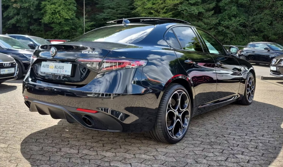 Alfa Romeo Giulia 2.0T 280ch Competizione Q4 AT8/Toit ouvrant/Harman-Kardon/Garantie 06/2028