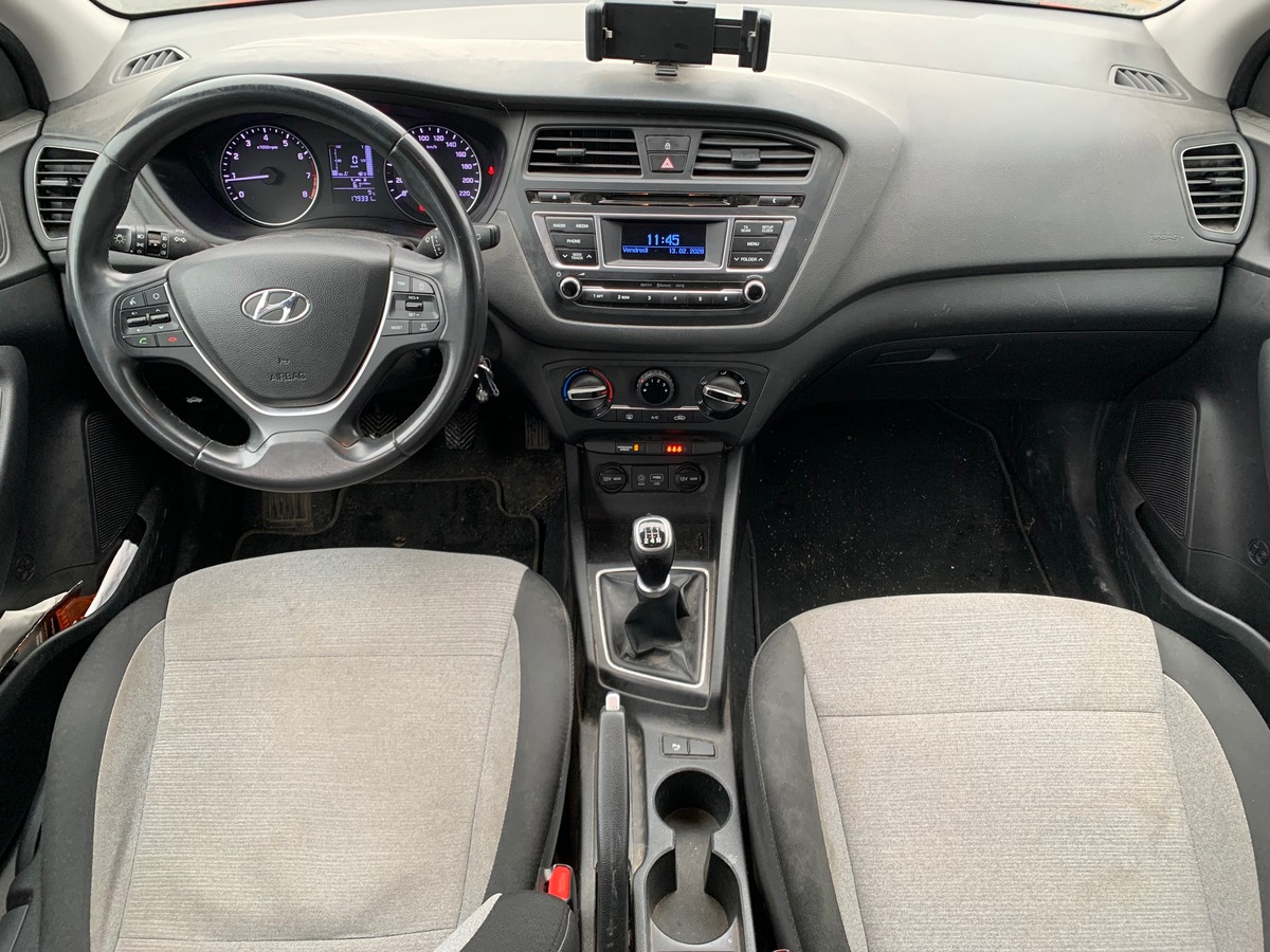 Hyundai i20 84 ch | Edition 1 | Régulateur de vitesse | Jantes Alu | Climatisation | Radar arriére