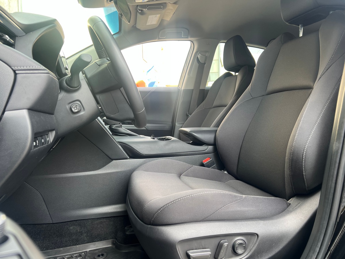 Toyota RAV4 Toyota Venza Hybrid 2.5l 222ch - équivalent RAV4 - sièges chauffants / caméra de recul