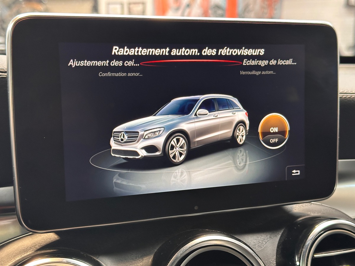 Mercedes-Benz Classe GLC 300 Fascination 4MATIC AMG 9G-Tronic - 1ère Main - Attelage - Options +++
