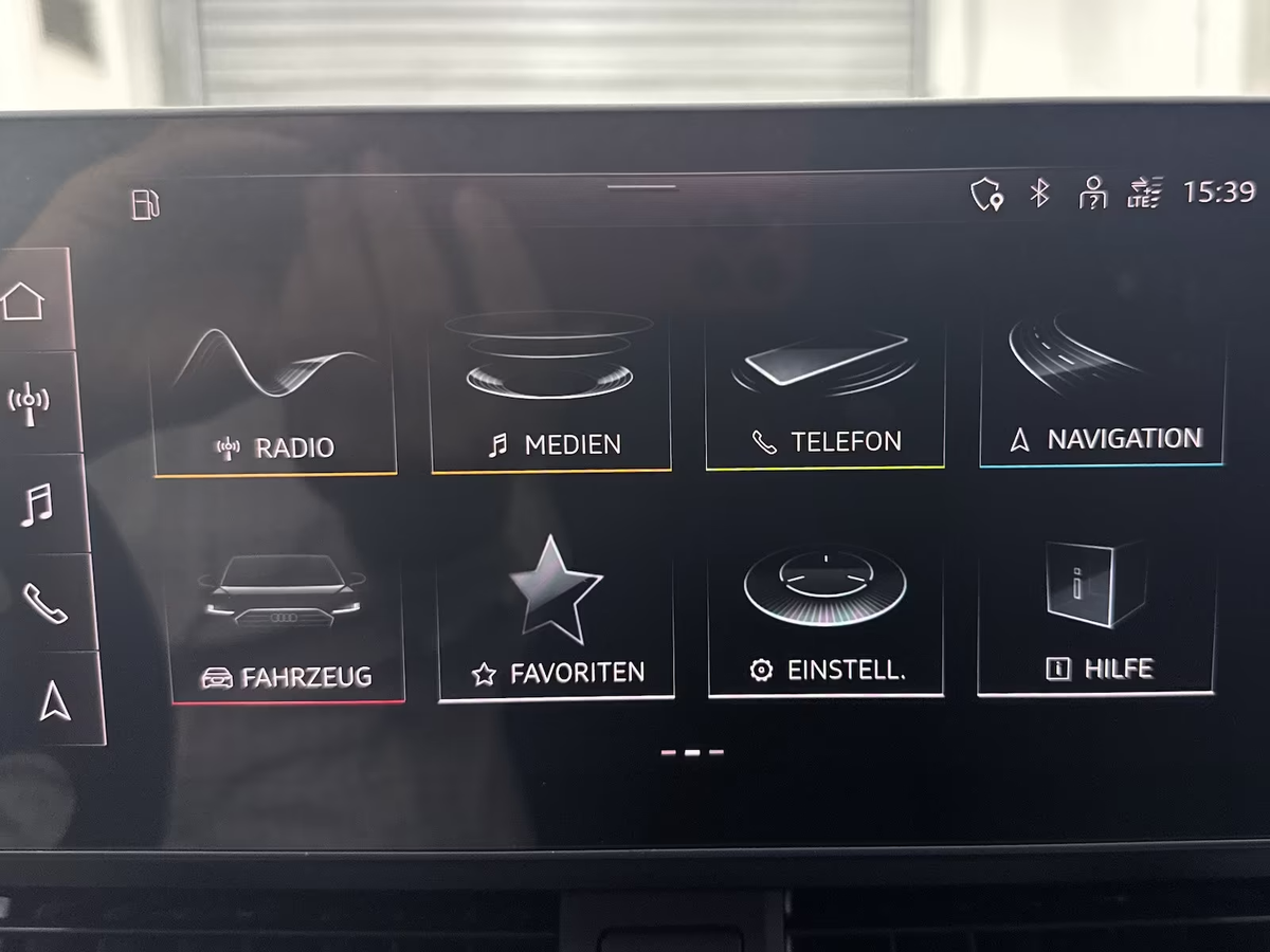 Audi A4 Allroad 40 TDI 204ch Design quattro S tronic 7/Attelage/Caméra/LED