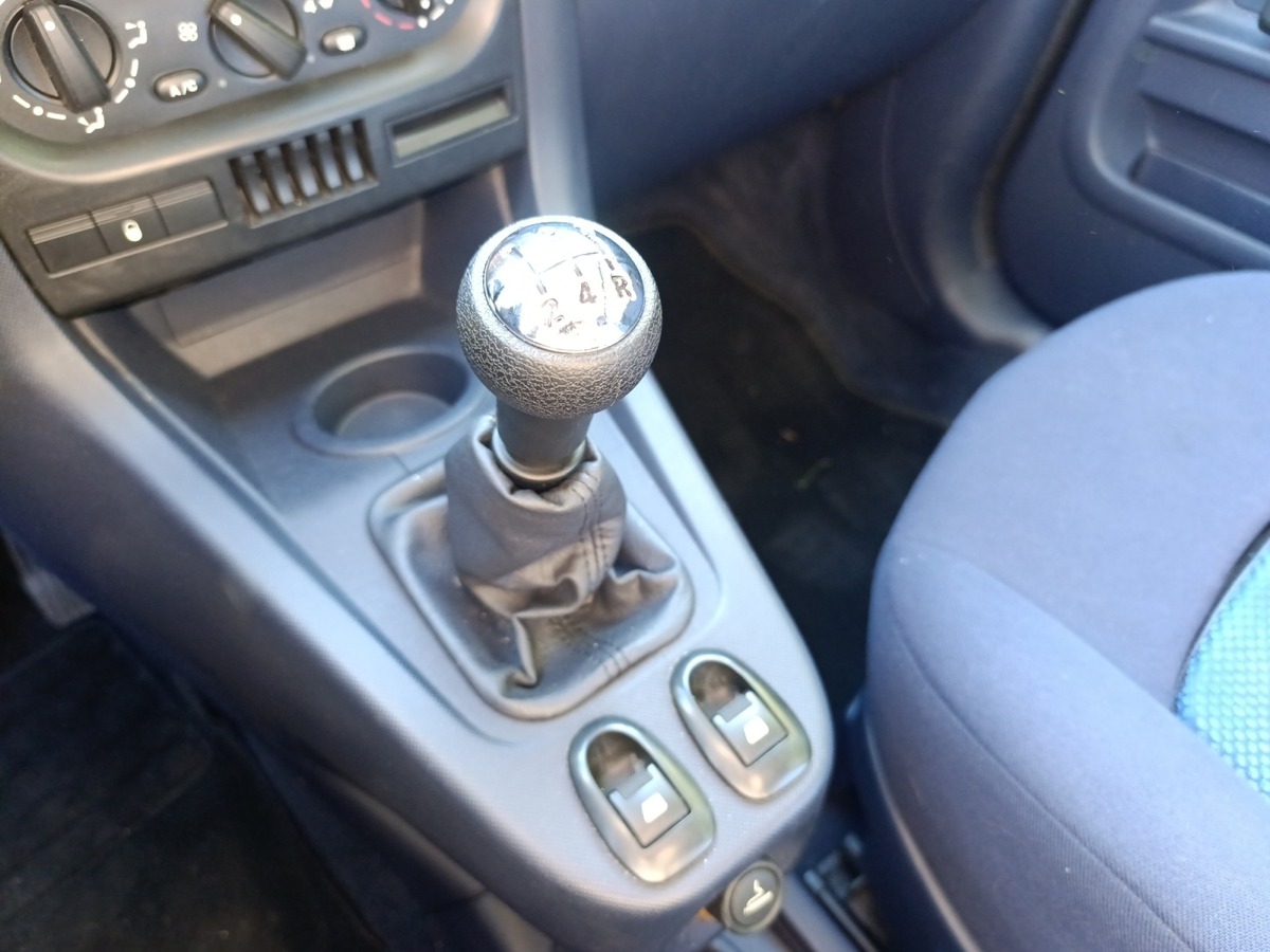 Peugeot 1007 1.4 90 CV DOLCE BVM5 ESSENCE