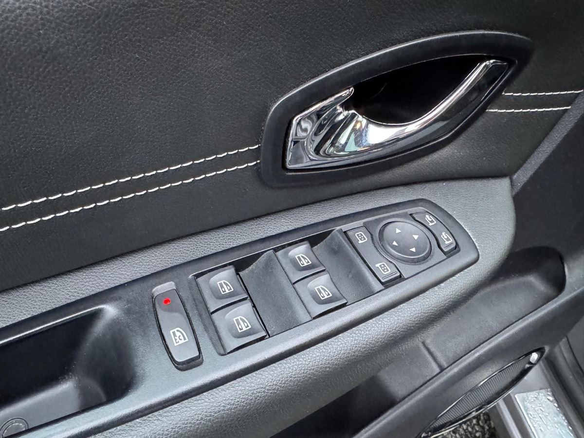 RENAULT Grand Scenic 1.5 DCI 110-7 Places- BOSE Edition-Garantie