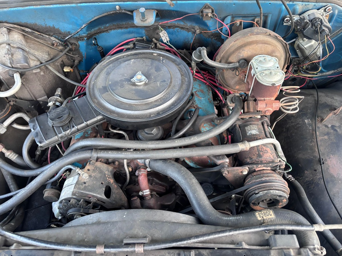 Chevrolet Suburban 7.4 V8 454 (C/R) - Français - CG Collection