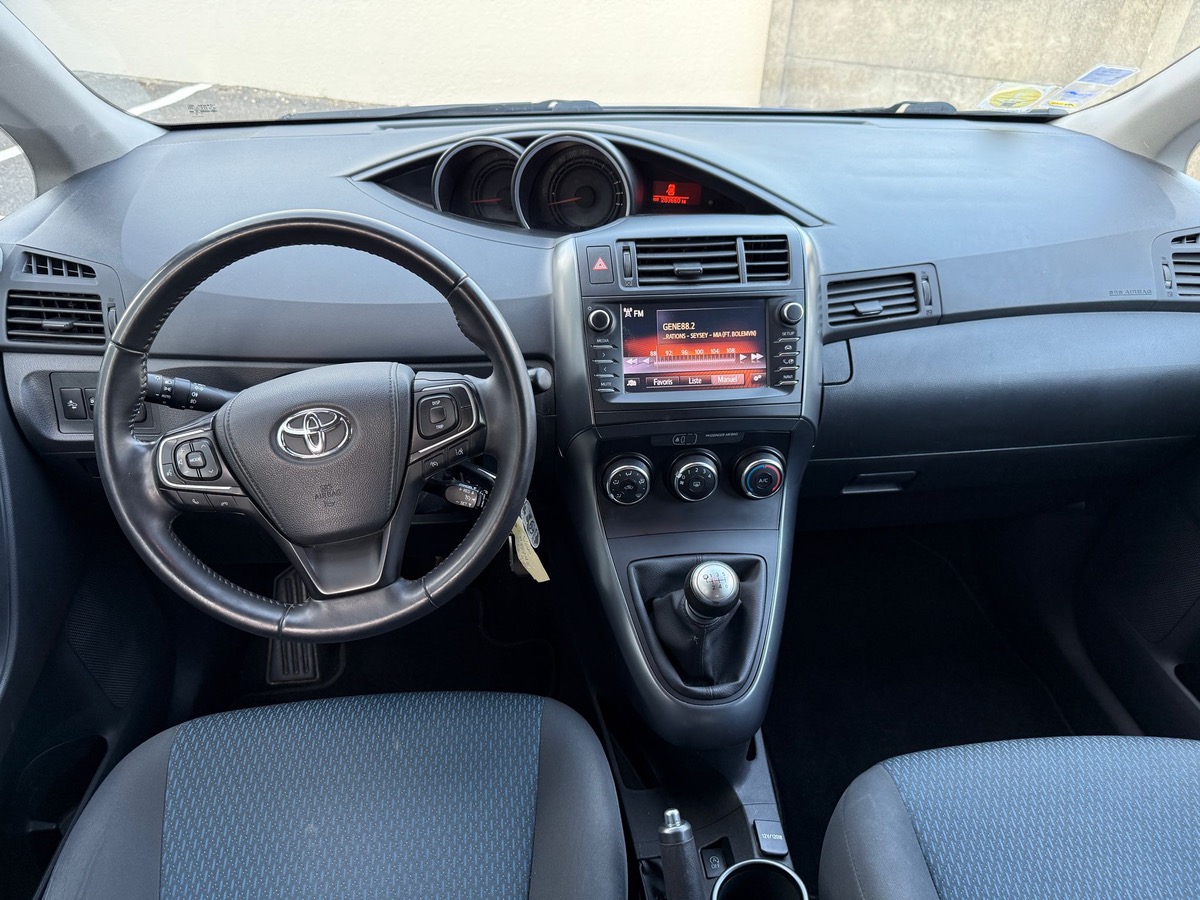 Toyota Verso 1.6 D-4D 112 CV tendance 1er main 4XCB