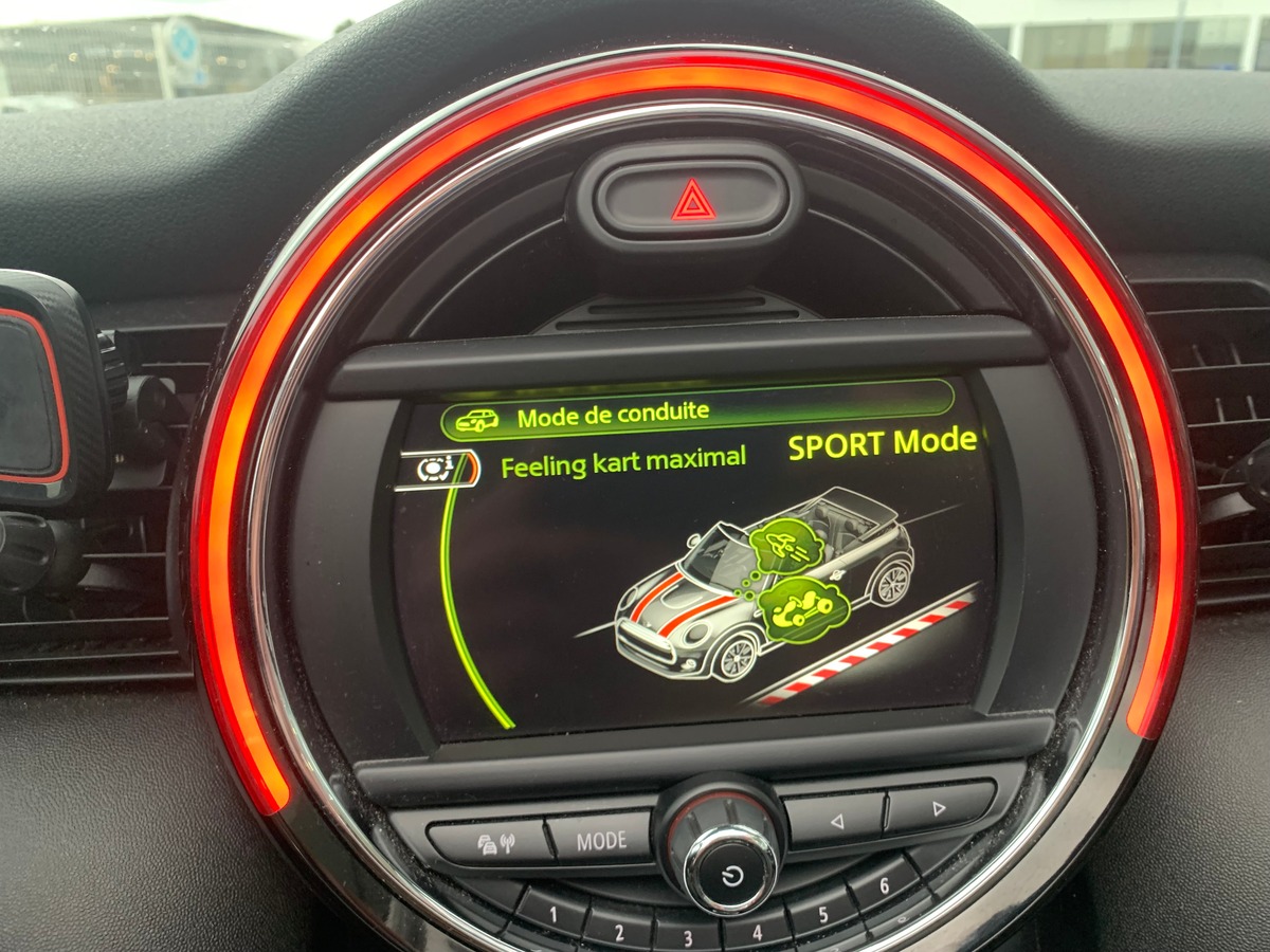 Mini Minicooper 136 chevaux | Chili | Pack Connected Navigation | Volant Sport gainé cuir MINI Yours