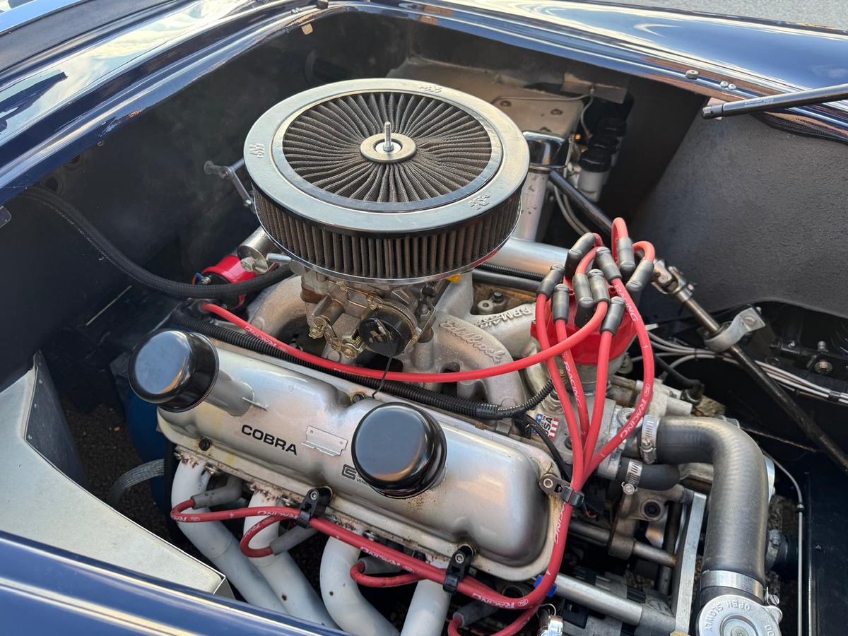 AC Cobra 289 FIA 6.4/390 Edelbrock 450cv - Restauré