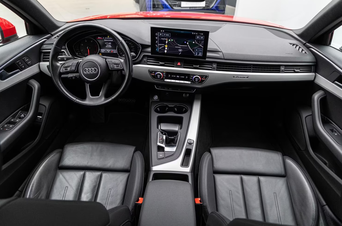 Audi A4 Avant V 45 TDI 231ch S line quattro tiptronic 8 Rouge Tango Toit ouvrant Cuir