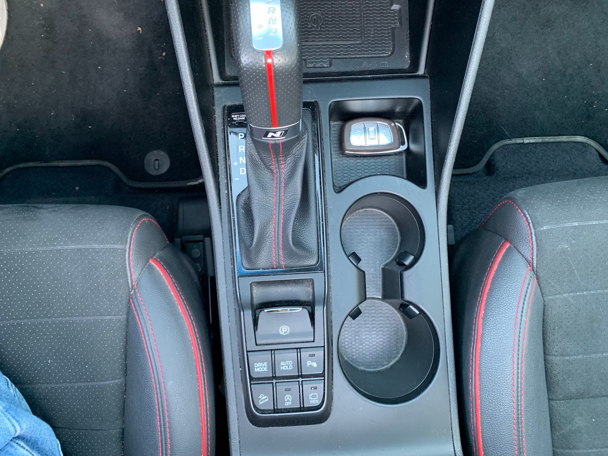 Hyundai Tucson 136 | 1.6 CRDI | Hybrid 48V | N-line Executive | Toit ouvrant panoramique | Attelage