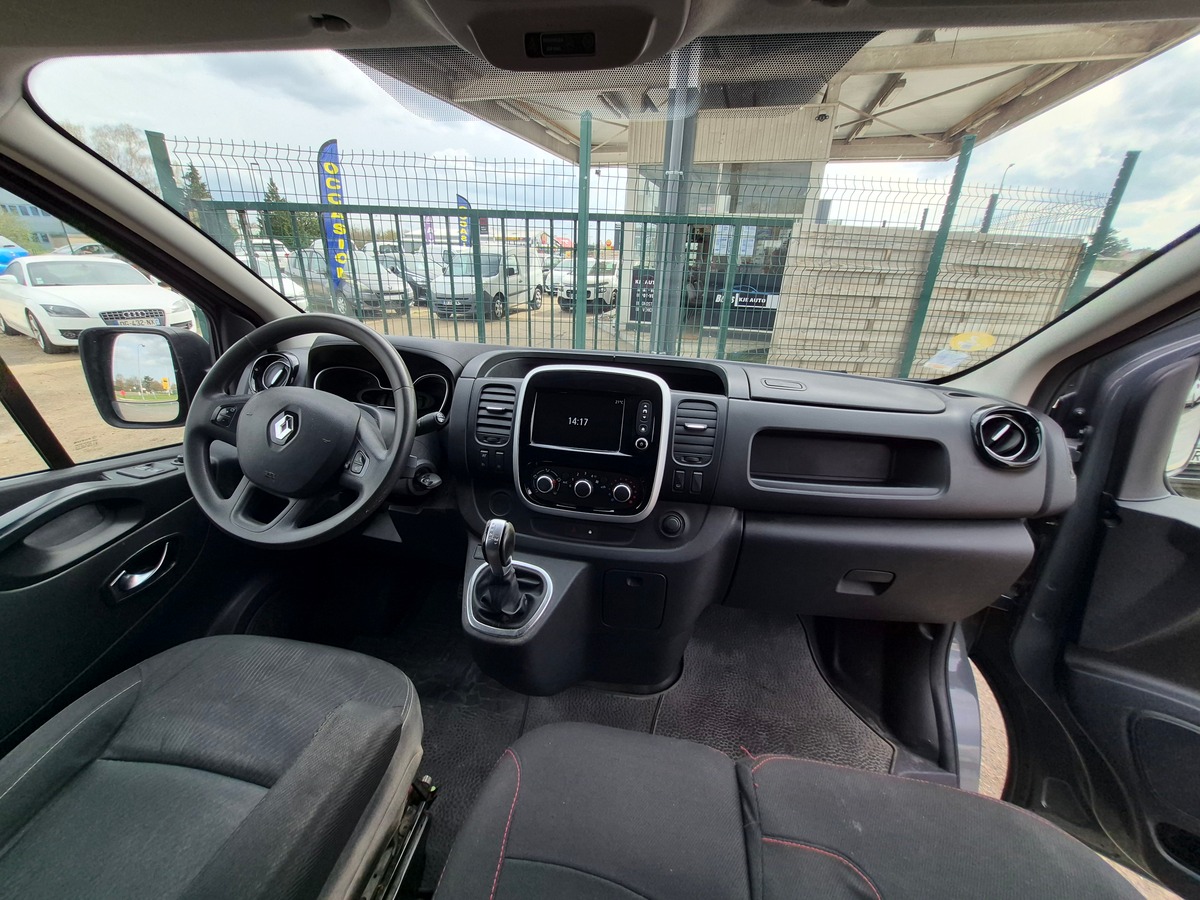 RENAULT Trafic DCI 170 BVA GRAND CONFORT L2H1