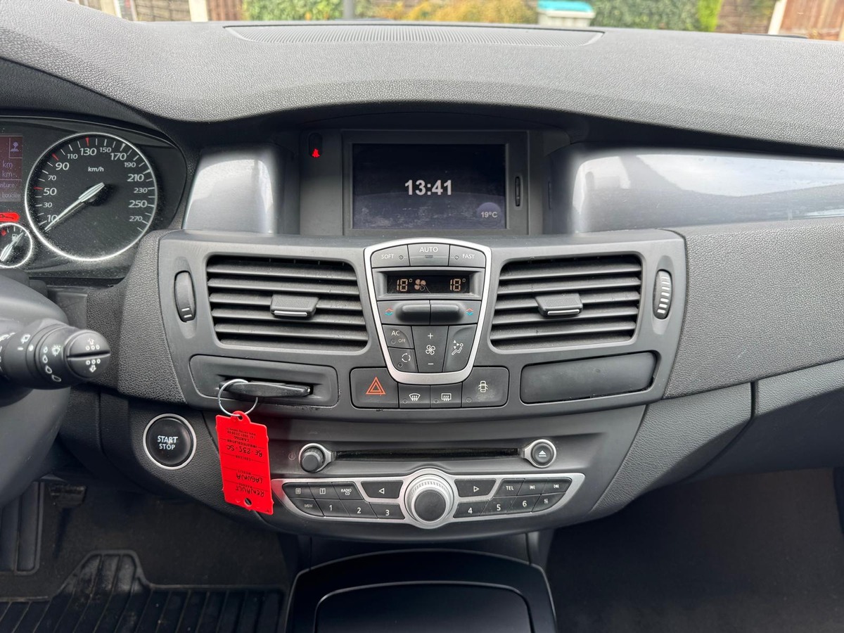 RENAULT Laguna III 1.5 dCi Black Edition - Révisée - Garantie