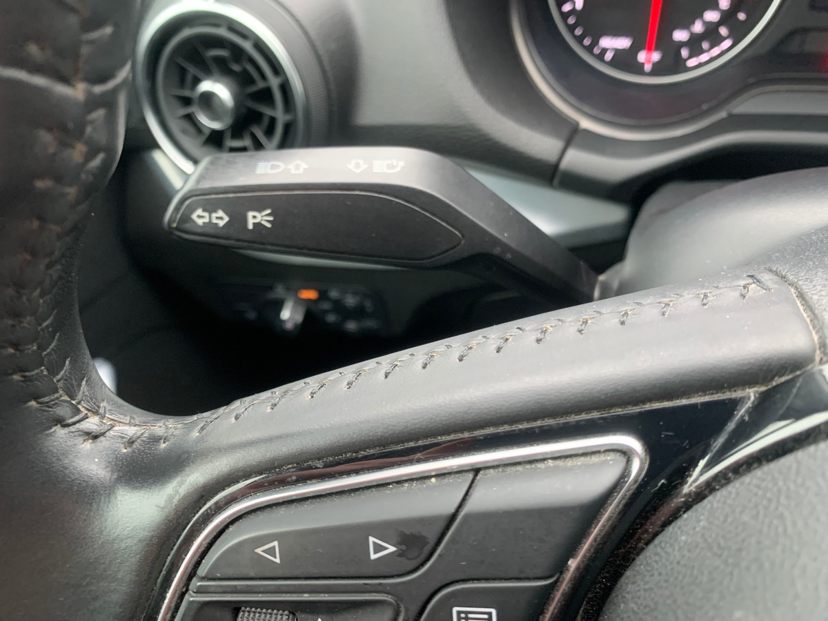 Audi Q2 115 ch | Sport | Toit ouvrant | Régulateur vitesse | Radar | Bluetooth | Coffre électrique