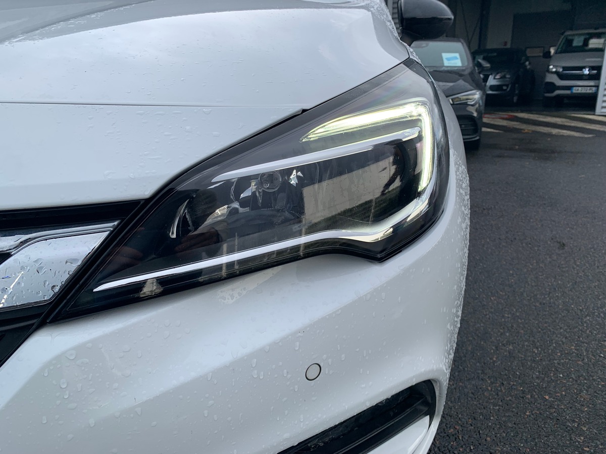 Opel Astra 105 ch | Black Edition | Caméra recul | Régulateur vitesse | Radar de stationnement avant