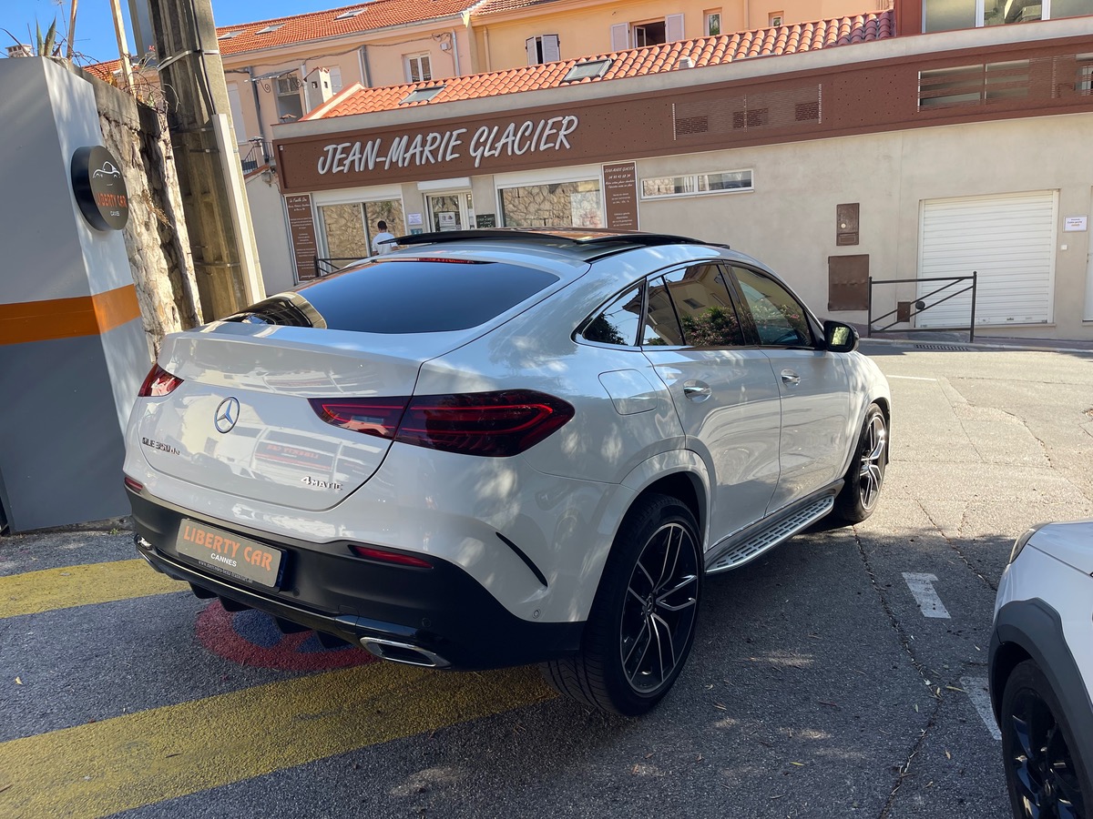 Mercedes Benz GLE Coupé 350 De 4MATIC /AMG LINE/  Toit Ouvrant / Pack Sport Black /