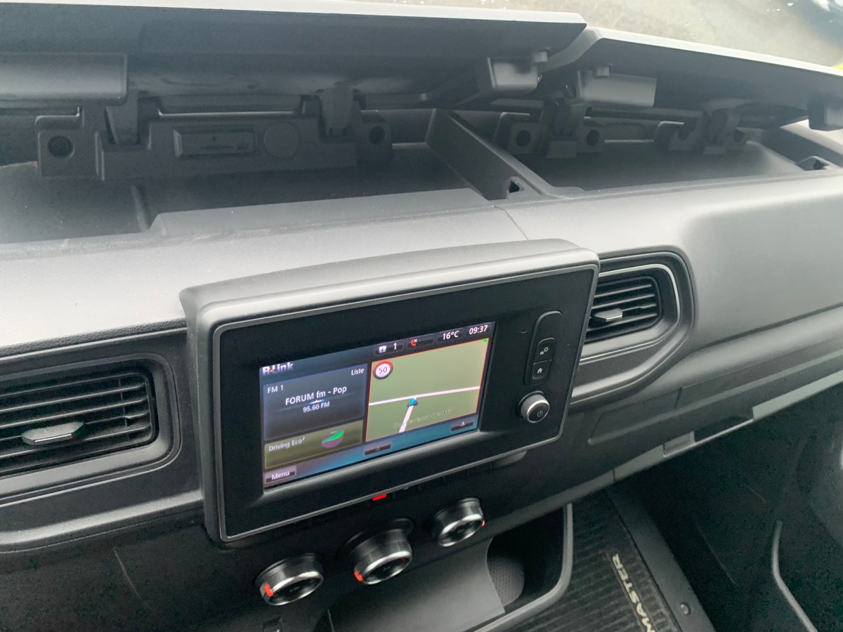 RENAULT Master 180 | L1 H1 | Première MAIN | TVA Récupérable | GRAND CONFORT | Caméra | Attelage