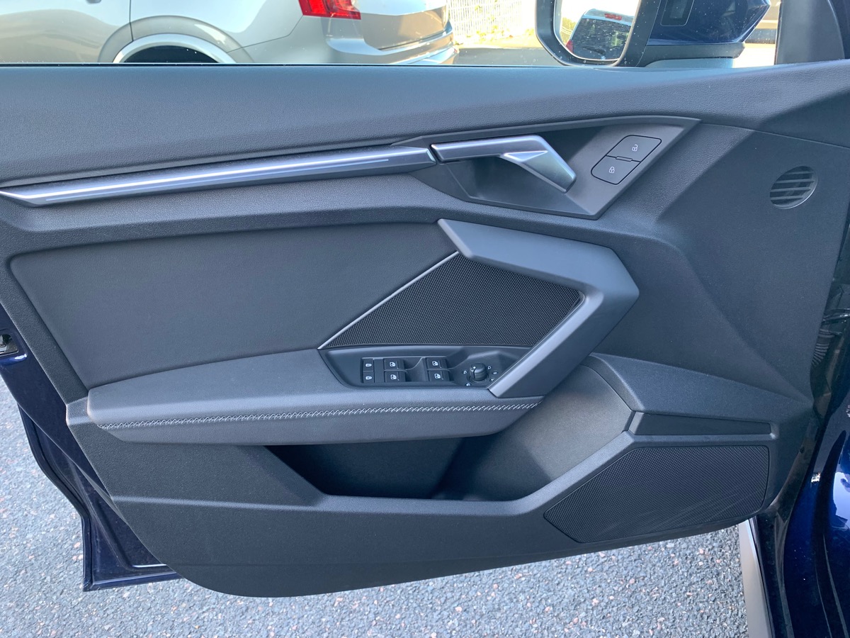 Audi A3 Sportback 150 ch | S-line | Affichage tête haute | Matrix LED clignotants dynamiques