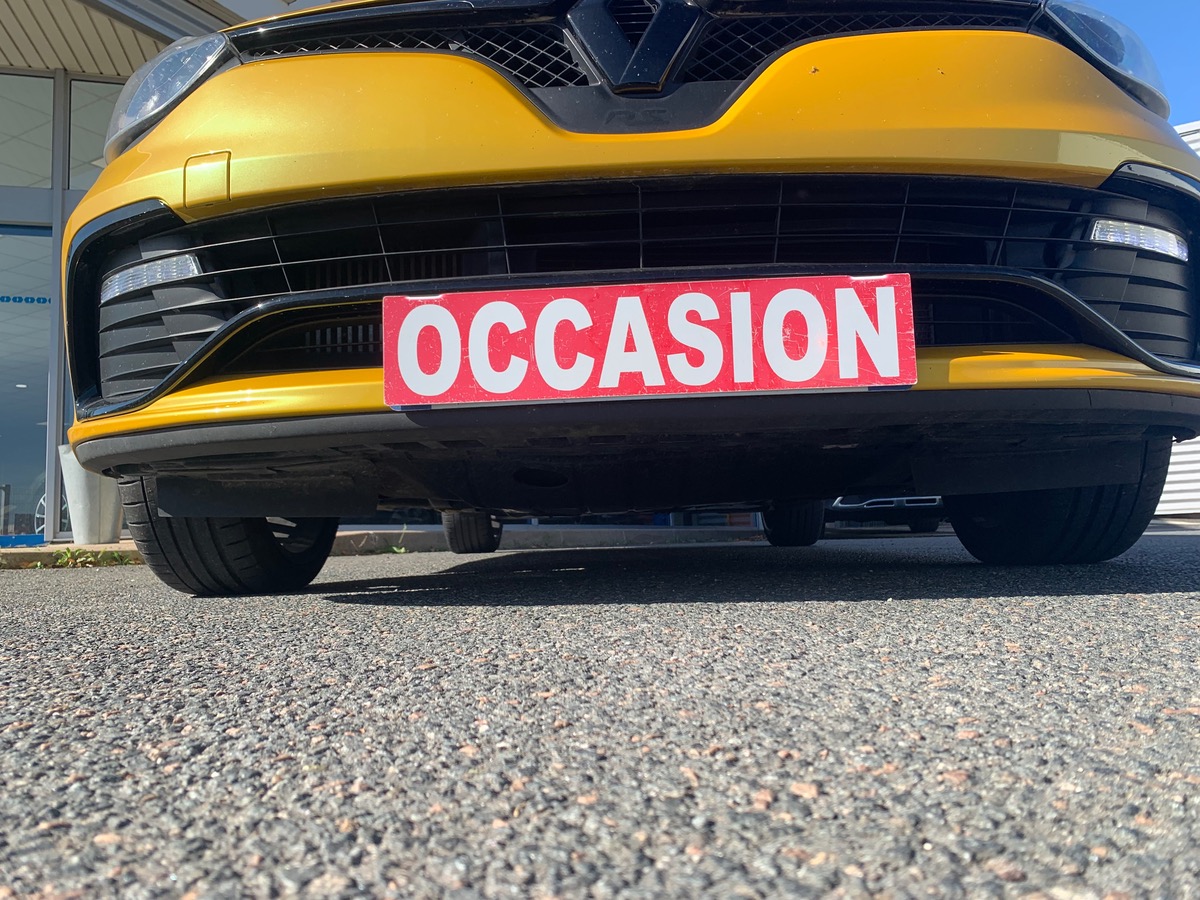 RENAULT Clio IV 200 ch | RS | Jaune Sirius | Révision complète en 03/2025 | Palettes au volant